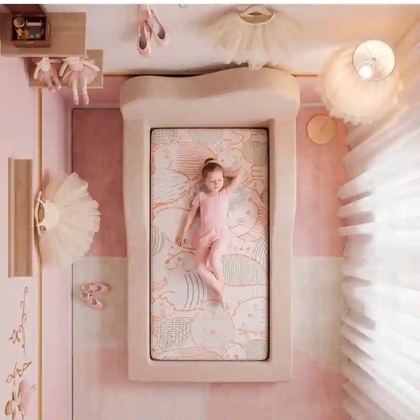Cama Montessoriana Cloud Cama inBox em quarto infantil